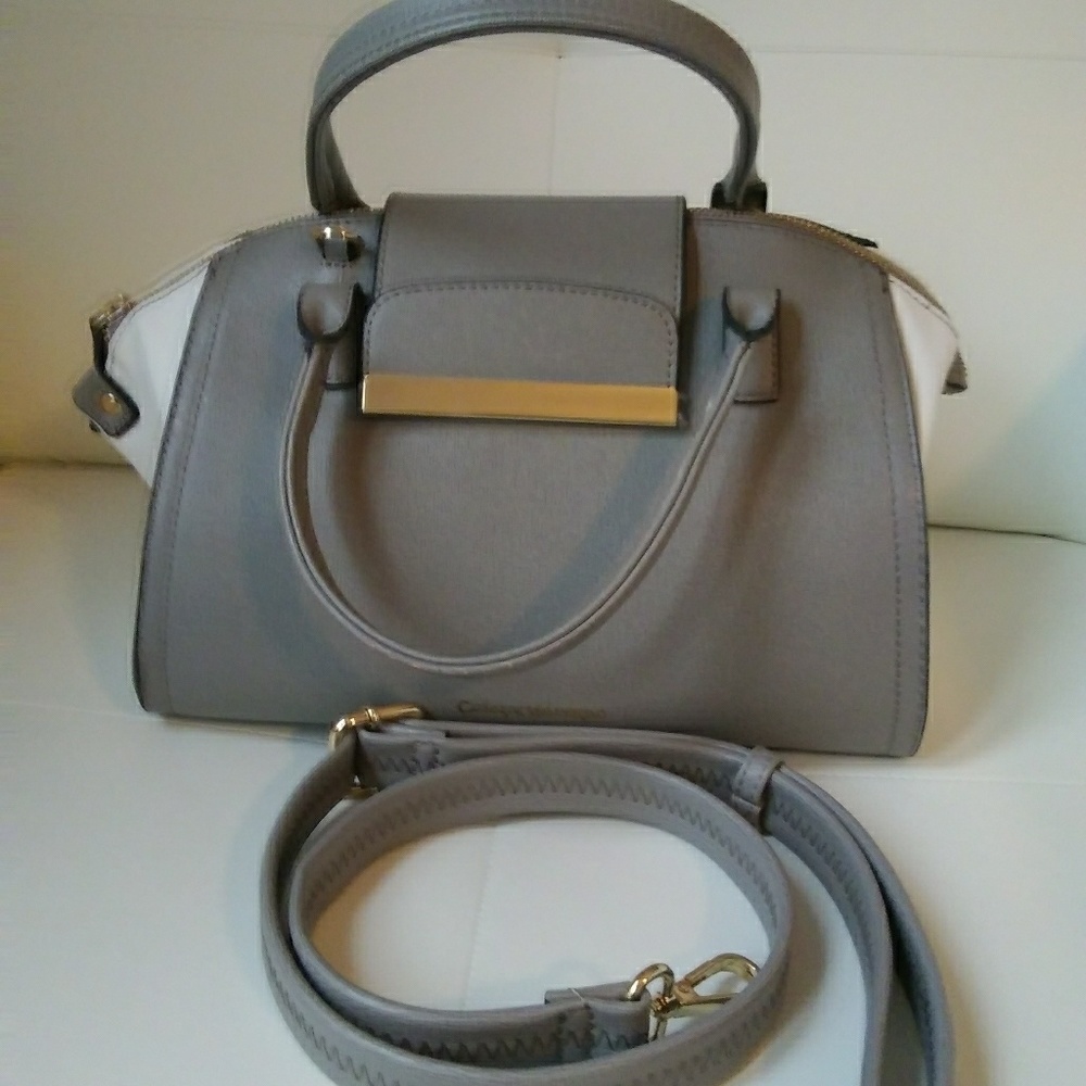 Gray and white handbag.